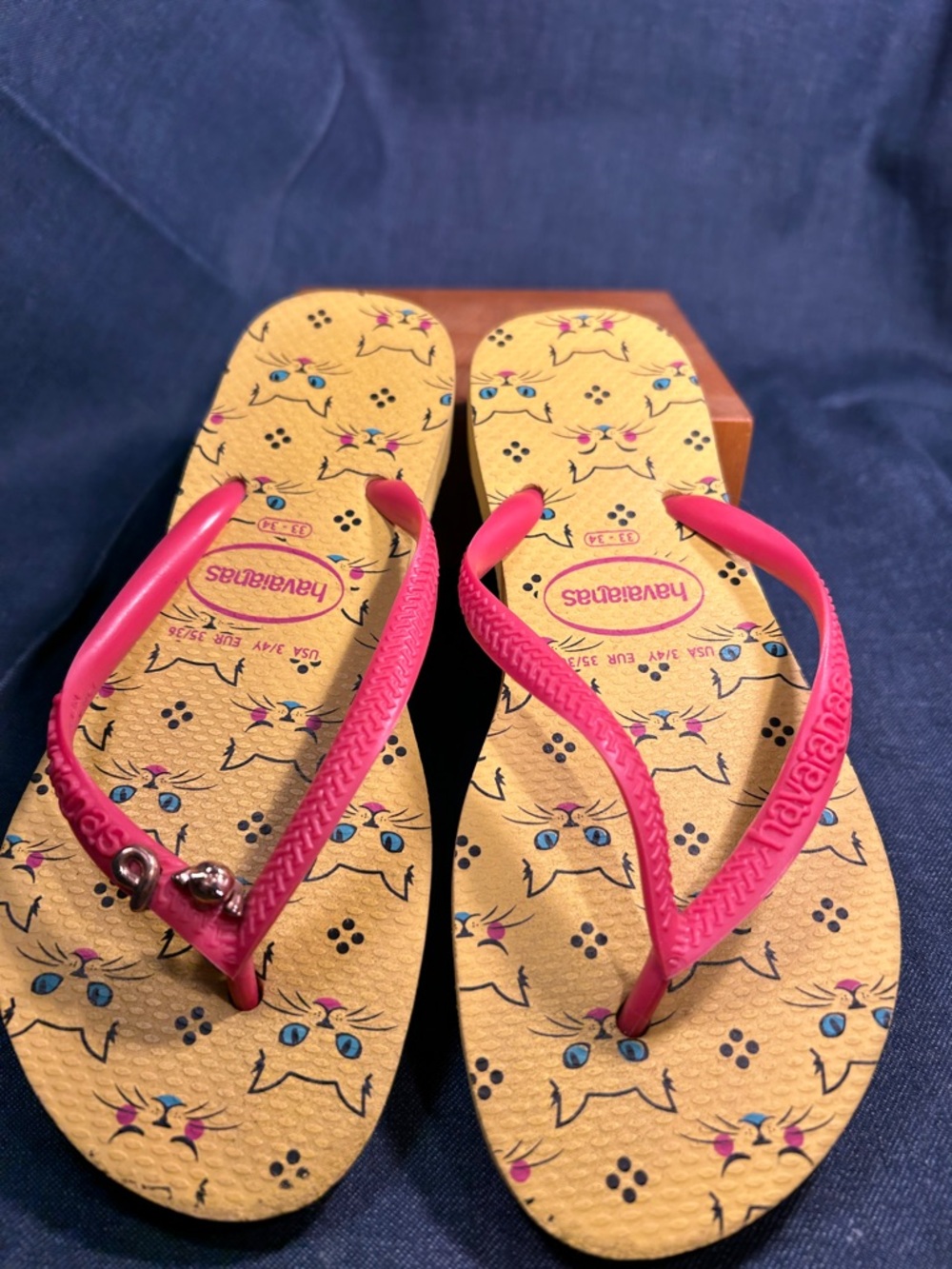 Havaianas cute flip flops